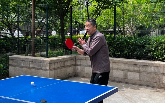 　乒乓球小队队长老于。&nbsp; 新京报记者 陈璐 摄