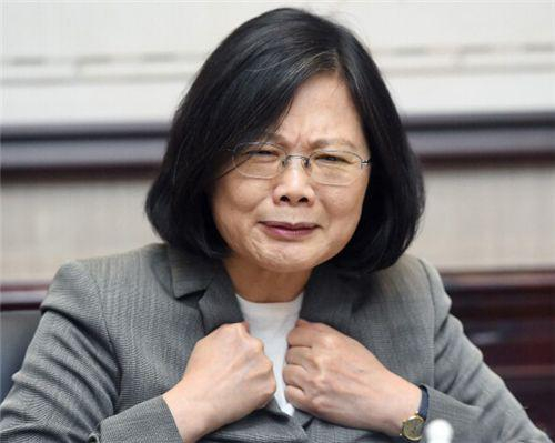 （蔡英文。）