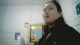 12月26日下午，湖南省人民医院，两名医托先后忽悠患者去东华医院做人流。图/视频截图