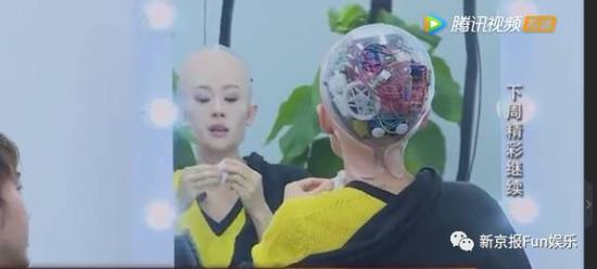 ▲在下期预告里，看到了这个机器人造型