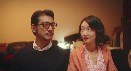 　　金城武和周冬雨主演的《喜欢你》改编自蓝白色的小说《终于等到你》，讲述了女汉子厨师和高冷的、追求细节完美的酒店老板之间的浪漫爱情。