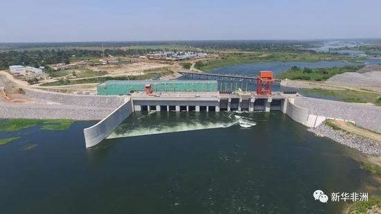 伊辛巴水电站项目施工现场鸟瞰图。新华社发（牛洪涛摄）