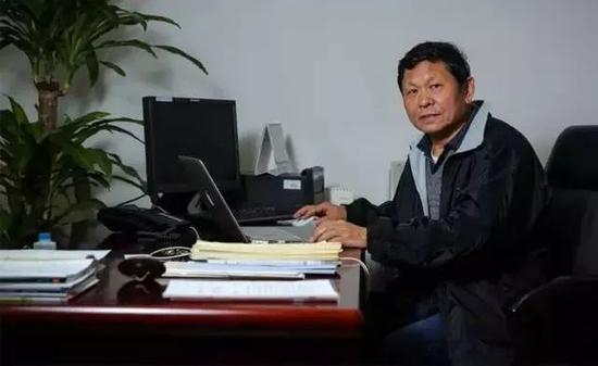 宋晓梧接受“剥洋葱”采访。 新京报记者彭子洋 摄