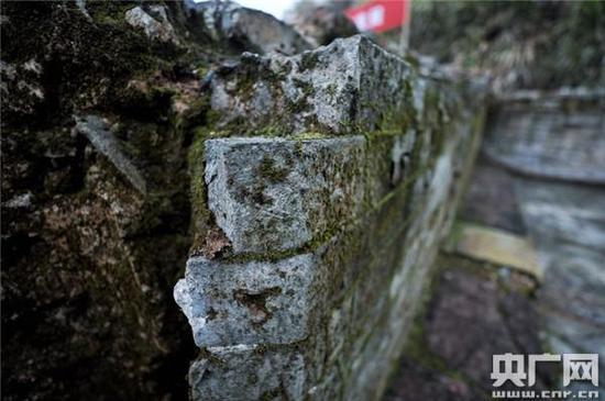 自然风化是遗址保护工作难点 央广网记者 石昊鑫 摄