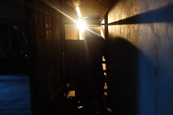 晚上九点多，祁才政依旧不肯去睡。