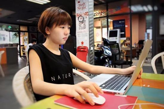 ▲神奇少女王凯歆。 图/新京报网