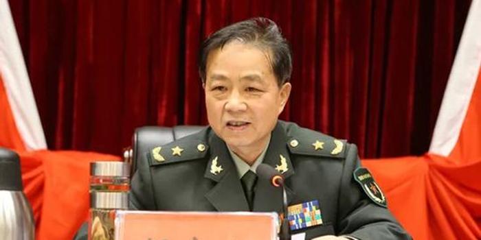 河南省戎裝常委亮相;省軍區政委胡永生擔任(圖)