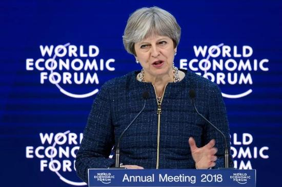 　　▲1月25日，英国首相特雷莎·梅在达沃斯论坛上称，正致力于将英国打造成人工智能（AI）的全球中心。