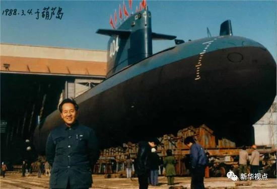 1988年3月4日，黄旭华在葫芦岛试验基地。新华社发