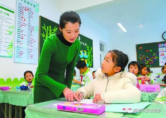 某移防部队干部王利军8岁的女儿如愿转入省级一类小学中山路小学就读