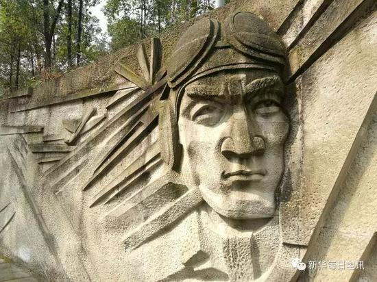 重庆空军抗战纪念园 （记者李坤晟 摄）