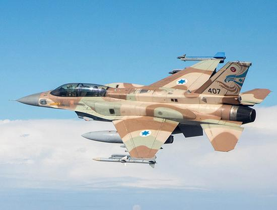 F-16I“风暴”双座中型多用途战斗机可使用多种以色列国产弹药。