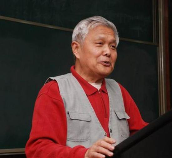 著名理论物理学家，中国科学院院士，复旦大学教授郝柏林。
