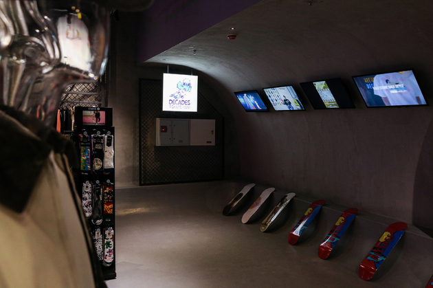 DECADES店铺以街区形式呈现