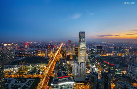 2015年北京，国贸一带，中国尊还在挖地基。严磊/摄