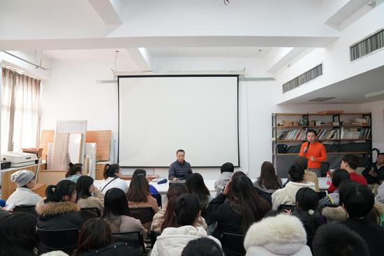 《新文献摄影》讲座现场