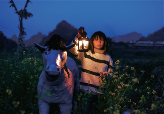 “船到不等客，季节不饶人”（罗金倩/摄）