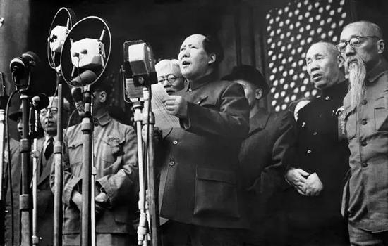开国大典 （1949年） 侯波 摄