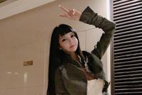 章泽天豪宅新网红女主晒照 玩蕾丝性感却被网友这样嘲