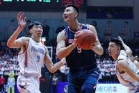 CBA-广东双杀新疆取13连胜 北控大胜北京