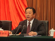 黄新初辞去四川省人大常委会副主任职务