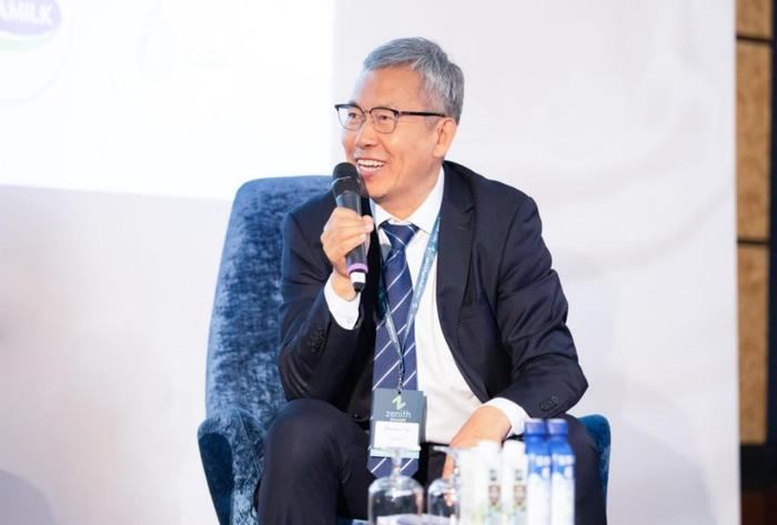 伊利集团副总裁云战友博士分享伊利创新成果与经验