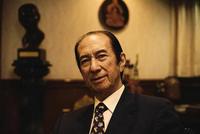 赌王离世!刘德华主演的《赌城大亨》成为追剧热门?