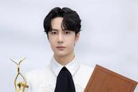 王一博获奖也被嘲“离谱”,这届金鹰争议咋这么多
