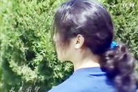 窦唯30年前罕见旧照曝光,扎长马尾眼神温柔妩媚
