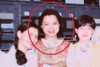 董卿20岁青涩旧照曝光,温婉端庄略显婴儿肥
