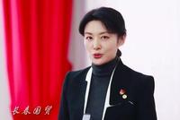 53岁周涛出任新职后首次亮相荧屏,主持风采不减当年