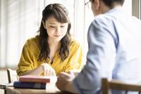 80后大叔写给再婚前妻的信:这一次希望你能慎重