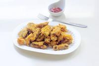 快过年了香菇换个做法又酥又香,比小酥肉都好吃
