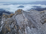 [转载]清晨冰雪、云海里的箭扣长城