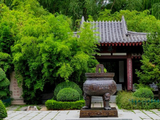 13049七绝·泉城之五龙潭园：秦琼祠-济南消夏202608(79)