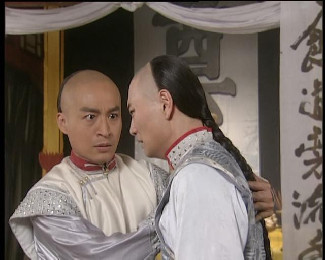 他是秘史系列《孝庄》里的多铎,文武双全力压马景涛