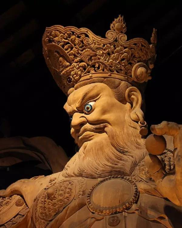 金刚为何怒目?菩萨为何低眉?99%的人都不懂!