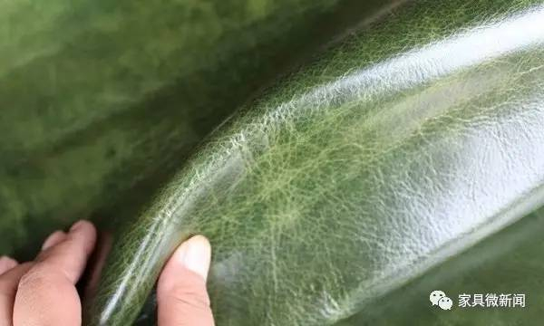 油蜡皮你听过吗?制作工艺大揭秘!|油蜡|皮革|工艺|蜡皮|皮料_新浪新闻