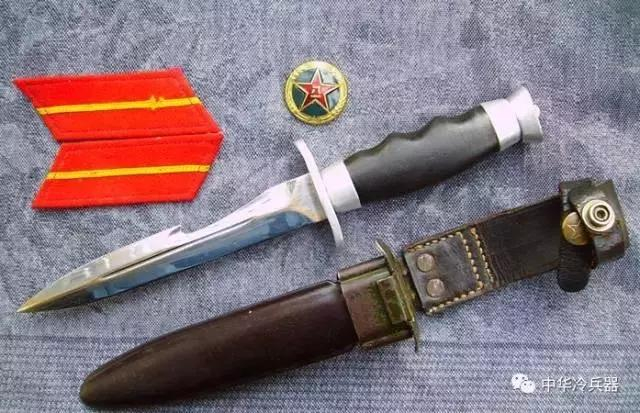 56式三棱军刺是中国第一战术刀?不,它们才是!