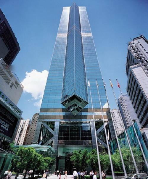 香港10大最高的摩天大楼,香港第一高楼近500米,落成创多项纪录_新浪新闻