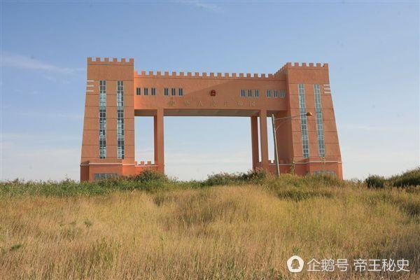 中国边境上霸气的六大国门,第5座堪称中国国门之最