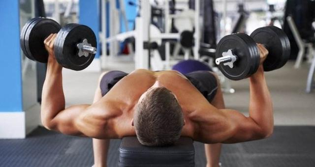 二、T杠单手肩推