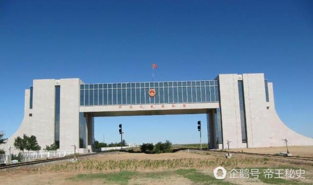 中国边境上霸气的六大国门,第5座堪称中国国门之最
