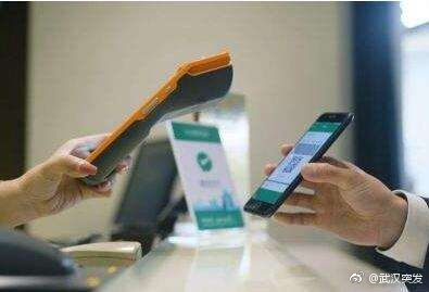 武汉娃！下月起买火车票可微信支付 自助售票机也能用