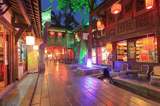 成都锦里古街照明设计:体验三国文化与民俗的魅力街区!|内容|成都|古街|灯光|区域_新浪新闻