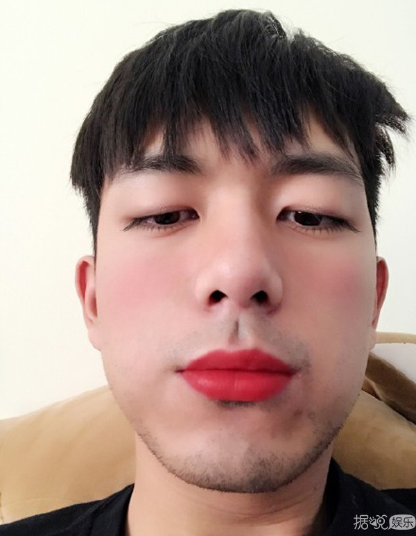 李现晒自拍丑照,工作室看了想打人!这技术比刘昊然、千玺还遭