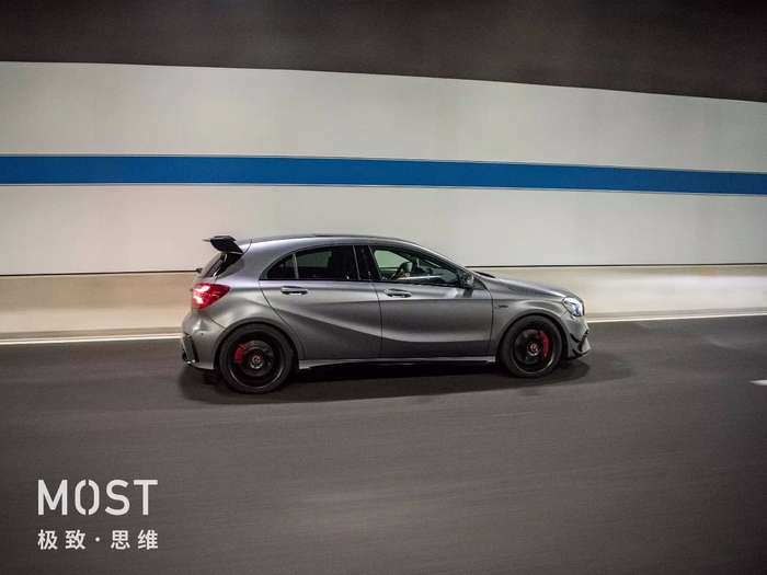 【MOST】品驾Mercedes-AMG A 45——新生，可畏，愈可敬