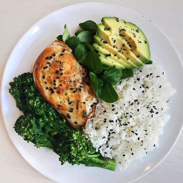 误区3：蛋白质补得越多越好