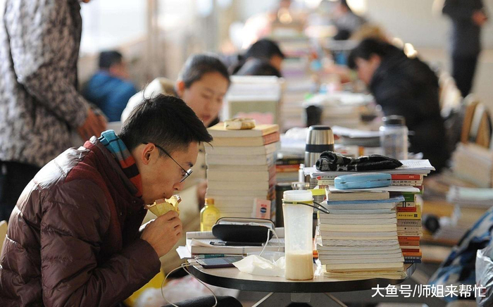 考研相当于第二次高考, 对学生来说, 考研难还是高考难_新浪新闻