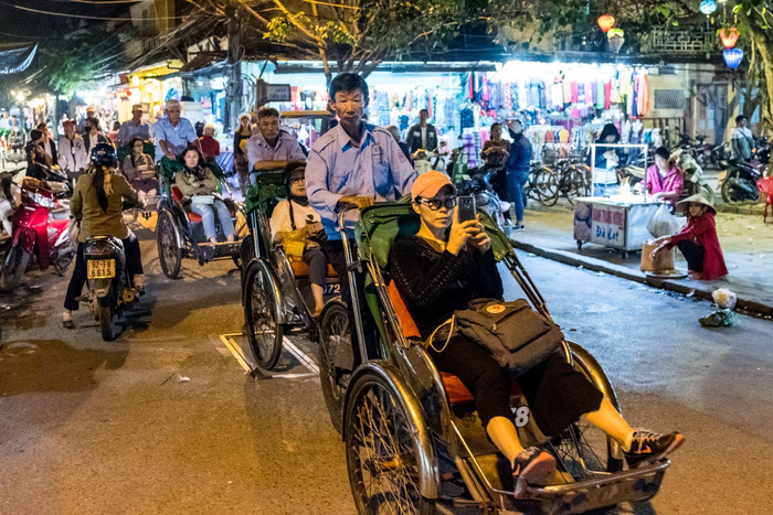 越南奇葩的人力旅游观光车,俗称“客先死”,中国人一般不敢坐|观光车|旅游|越南|奇葩|法国_新浪新闻